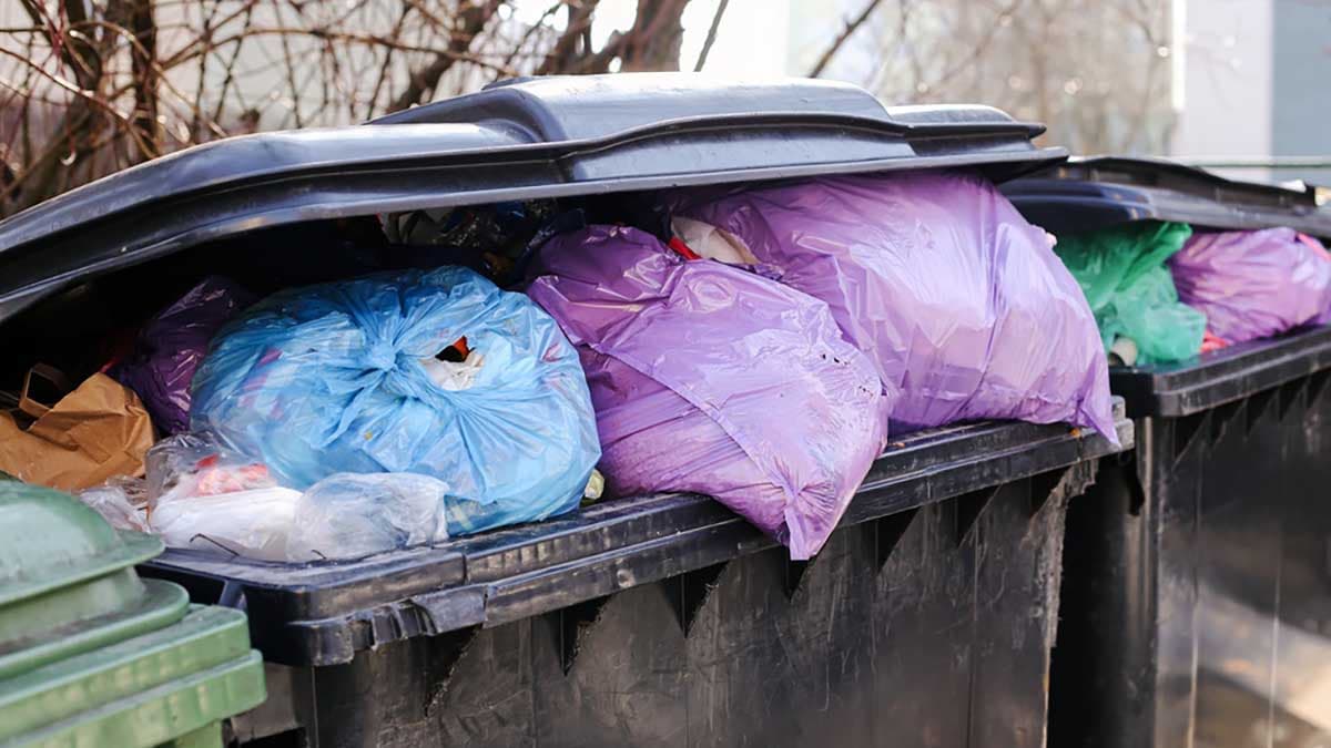 Przetarg na odbiór śmieci w Głuchołazach: najtańsza oferta przekracza budżet gminy o ponad 2,4 mln zł