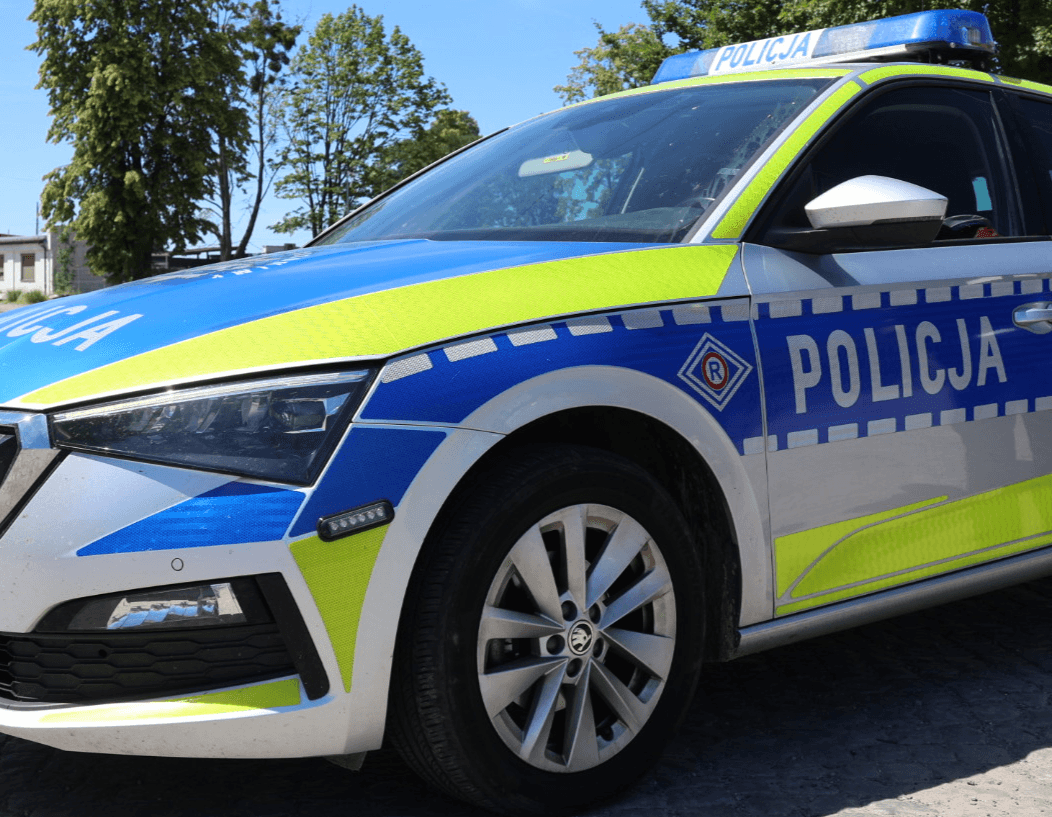 Dwóch kierowców złamało sądowy zakaz jazdy – Sąd Rejonowy w Nysie skazał ich w ciągu 48 godzin