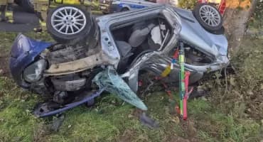 Pijany kierowca rozbił forda na trasie Otmuchów–Głębinów. Badanie wykazało 1,5 promila