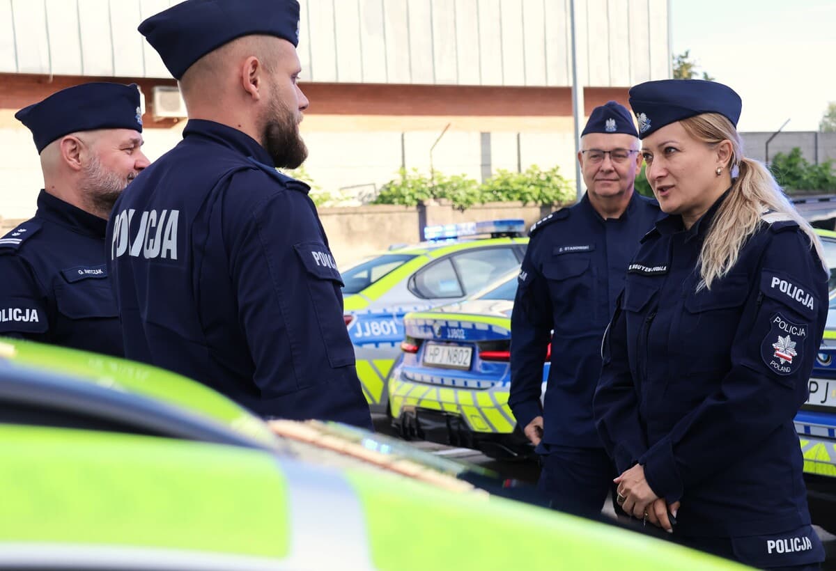 Garnizon opolski policji otrzymał 11 nowych radiowozów za ponad 54 mln zł