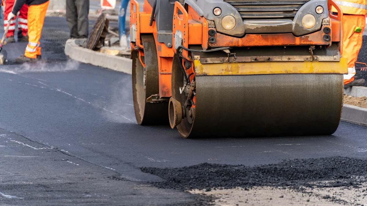 Mieszkańcy Jędrzychowa żądają budowy drogi gminnej. Gmina zleciła dwie dokumentacje, żadna nie doprowadziła do inwestycji