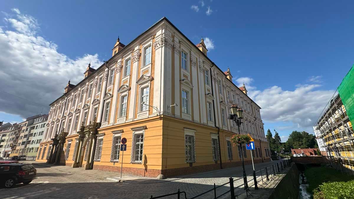 Muzeum Powiatowe w Nysie bezpłatnie dla seniorów w dniach 3 i 4 października 2026 roku