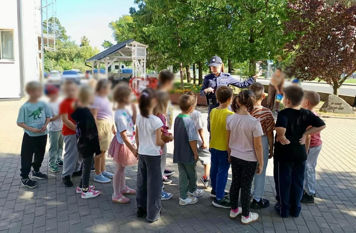 Nyska policja prowadzi przez cały wrzesień spotkania z dziećmi w szkołach i przedszkolach