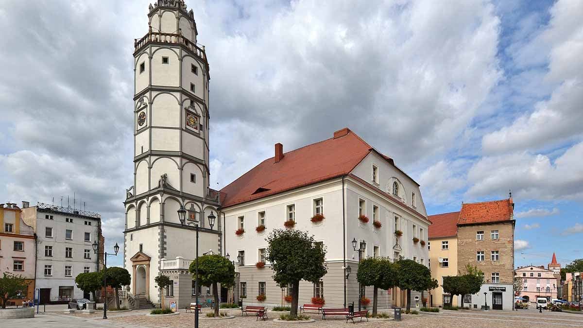 II Rajd Starych Tłoków w Paczkowie – zbiórka na Rynku o godz. 11:00